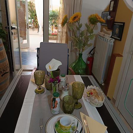 ピシーナス Domos Le Due Tuie Bed & Breakfast エクステリア 写真